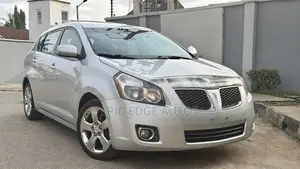 Pontiac Vibe 2.4 4WD 2010 Silver