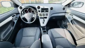Pontiac Vibe 2.4 4WD 2010 Silver
