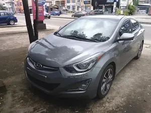 Hyundai Elantra Limited Sedan FWD (1.8L 4cyl 6A) 2016 Gray