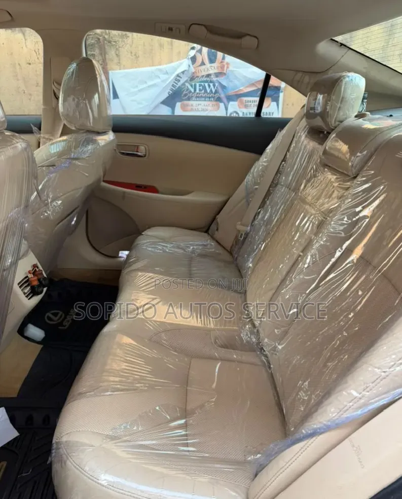 Lexus ES 2012 Gold