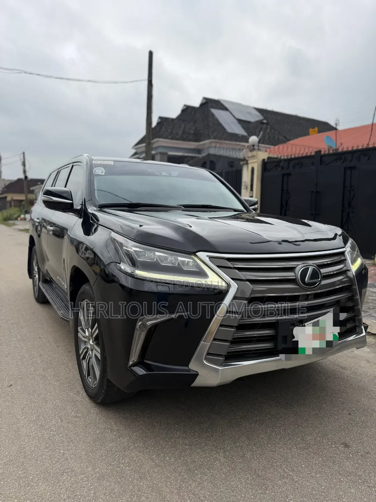 Lexus LX 2017 Black