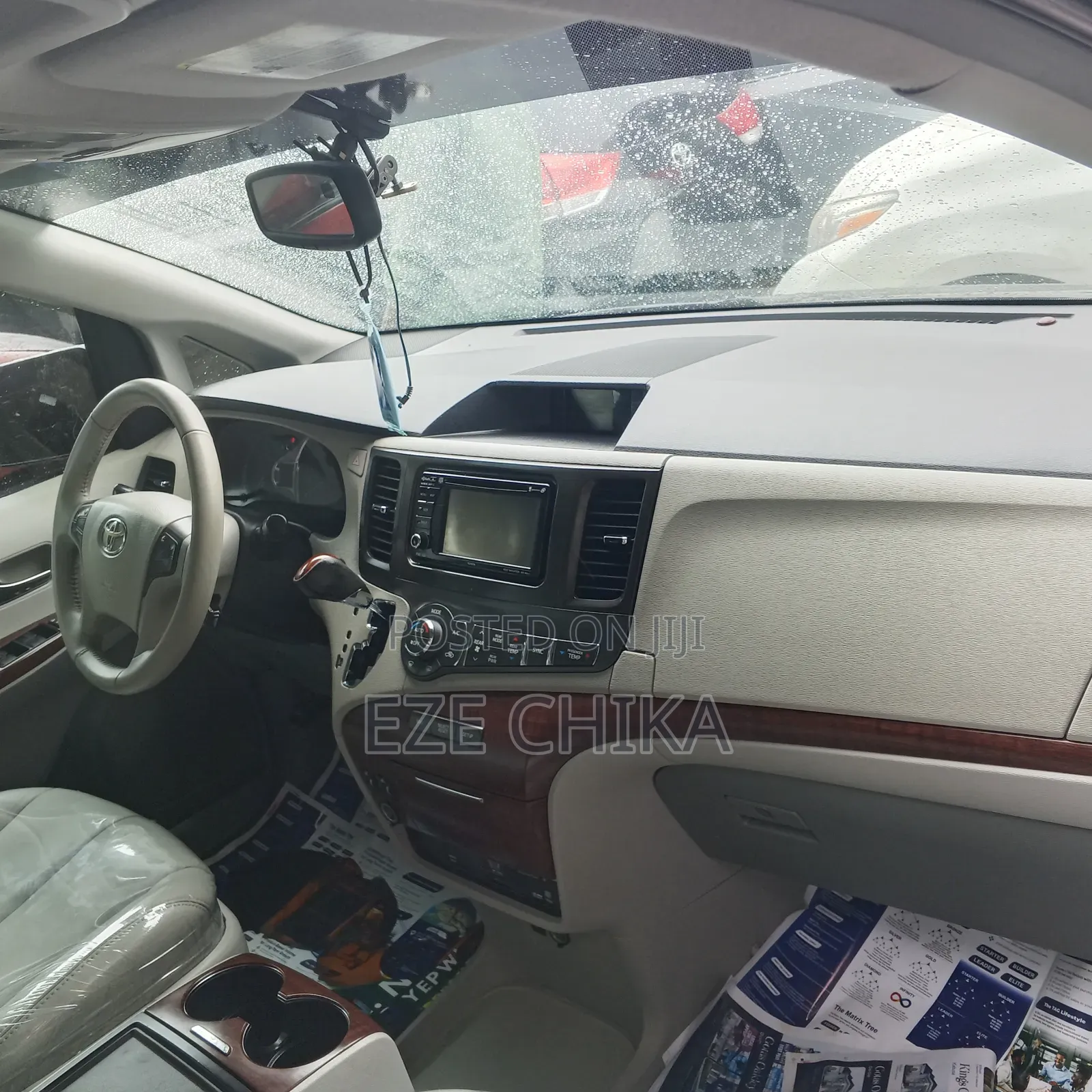 Toyota Sienna 2013 Black