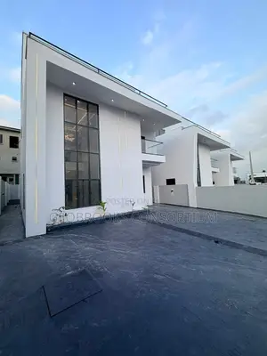 4bdrm Penthouse in Carlton Gate Estate, Akobo for sale