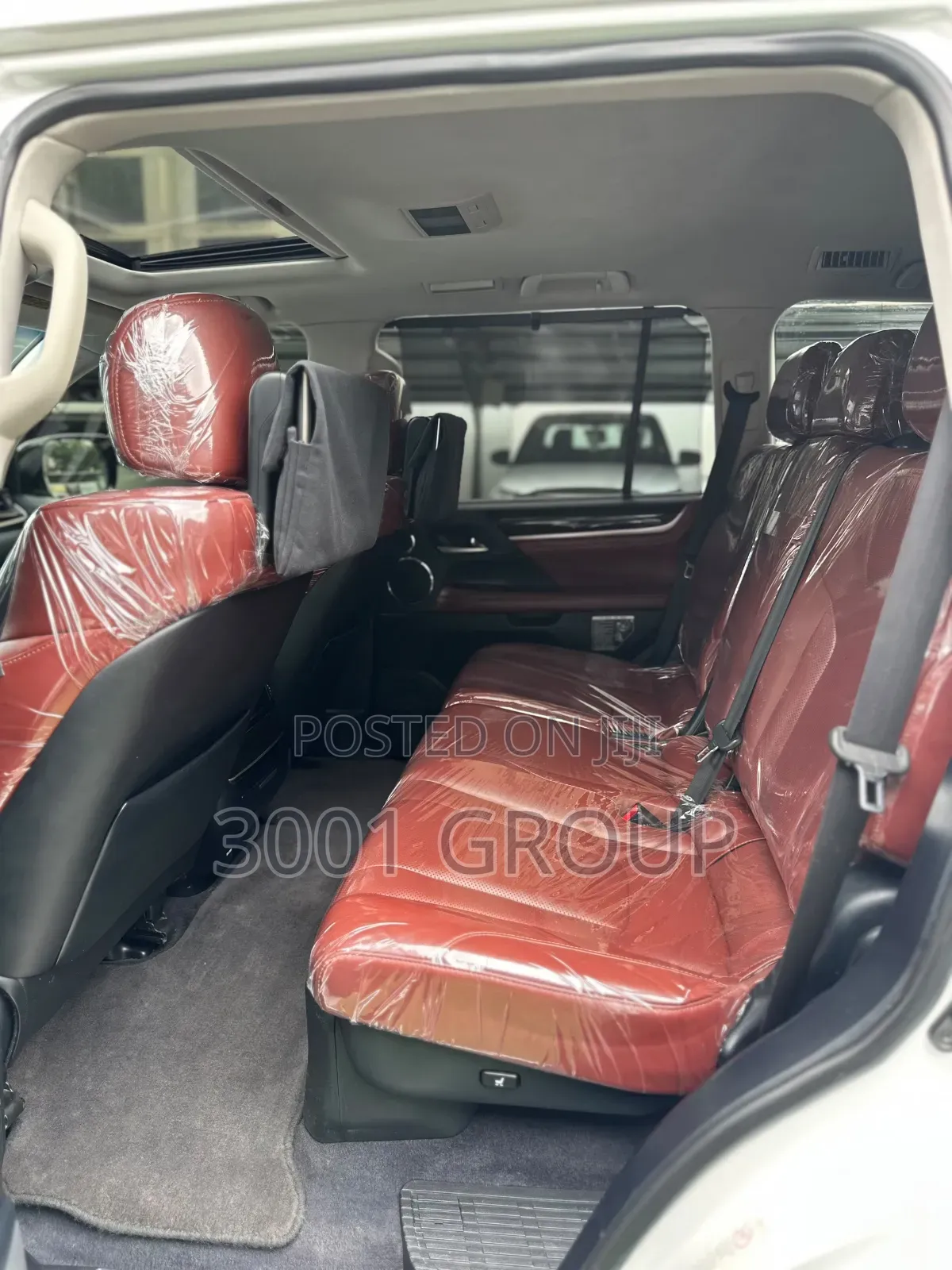 Lexus LX 2017 White