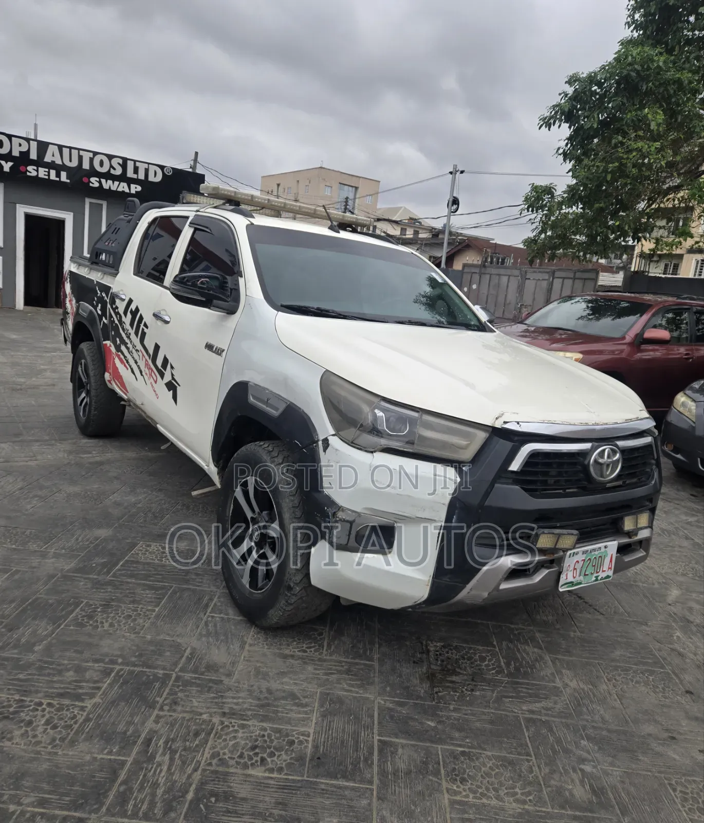 Toyota Hilux 2018 Red
