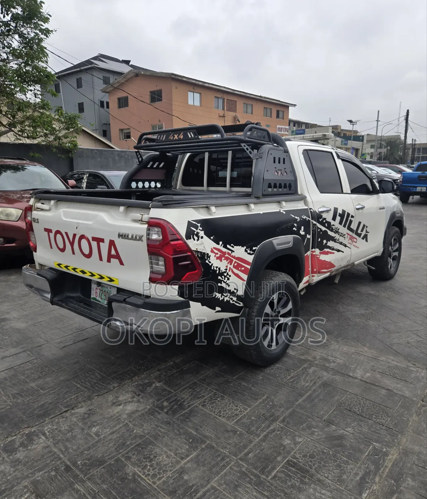 Toyota Hilux 2018 Red