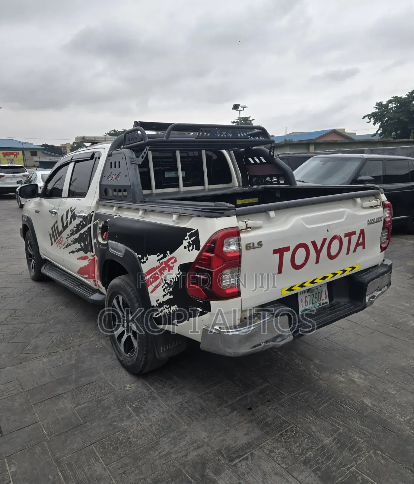 Toyota Hilux 2018 Red