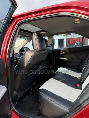 Toyota Camry SE 4dr Sedan (2.5L 4cyl 6A) 2013 Red