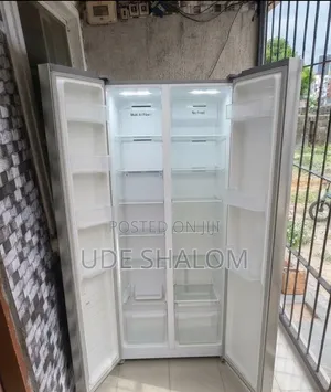 Hisense Side by Side Refrigerator