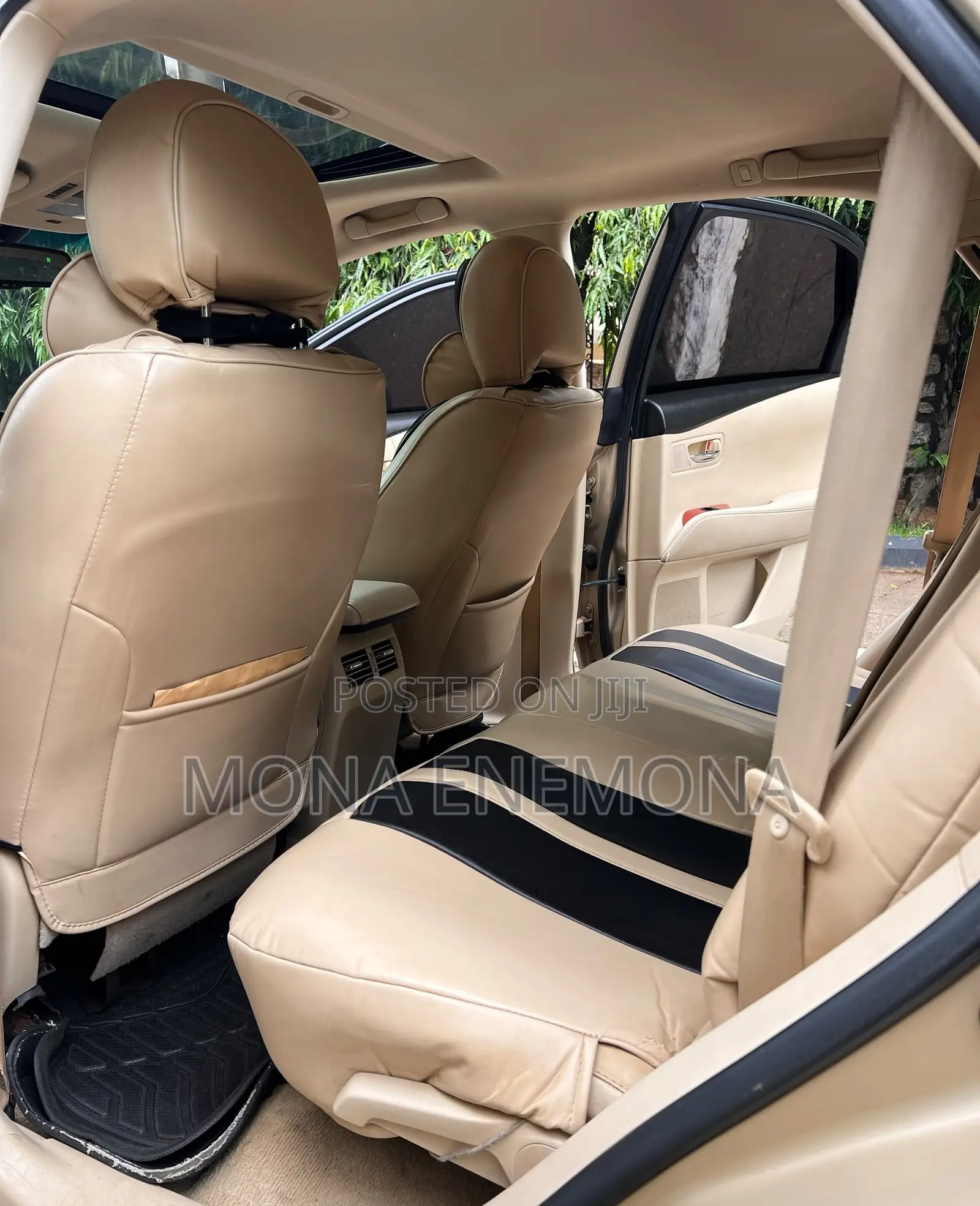 Lexus RX 2011 Gold