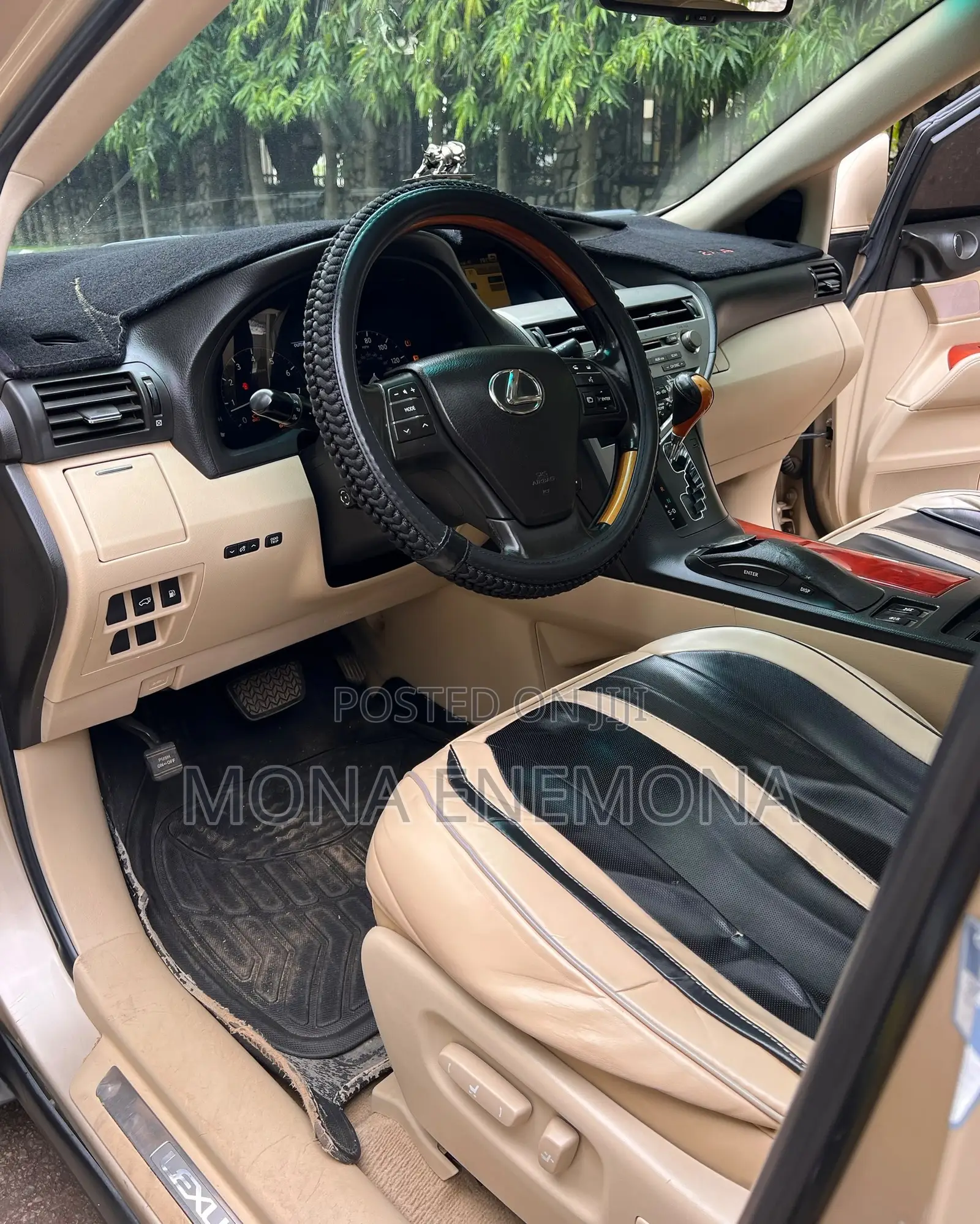 Lexus RX 2011 Gold