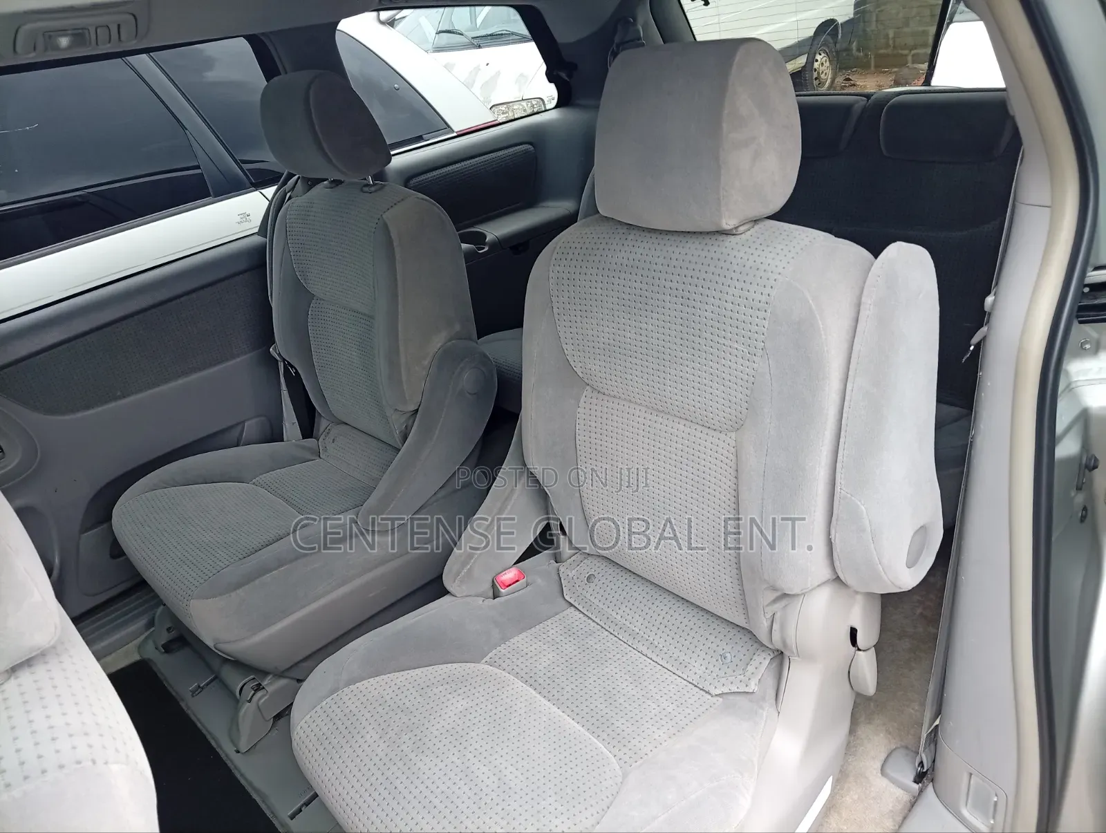 Toyota Sienna 2005 Silver