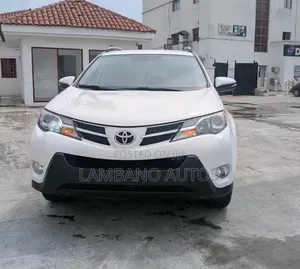 Toyota RAV4 2014 White