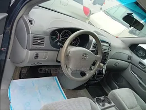 Toyota Sienna 2008 Blue