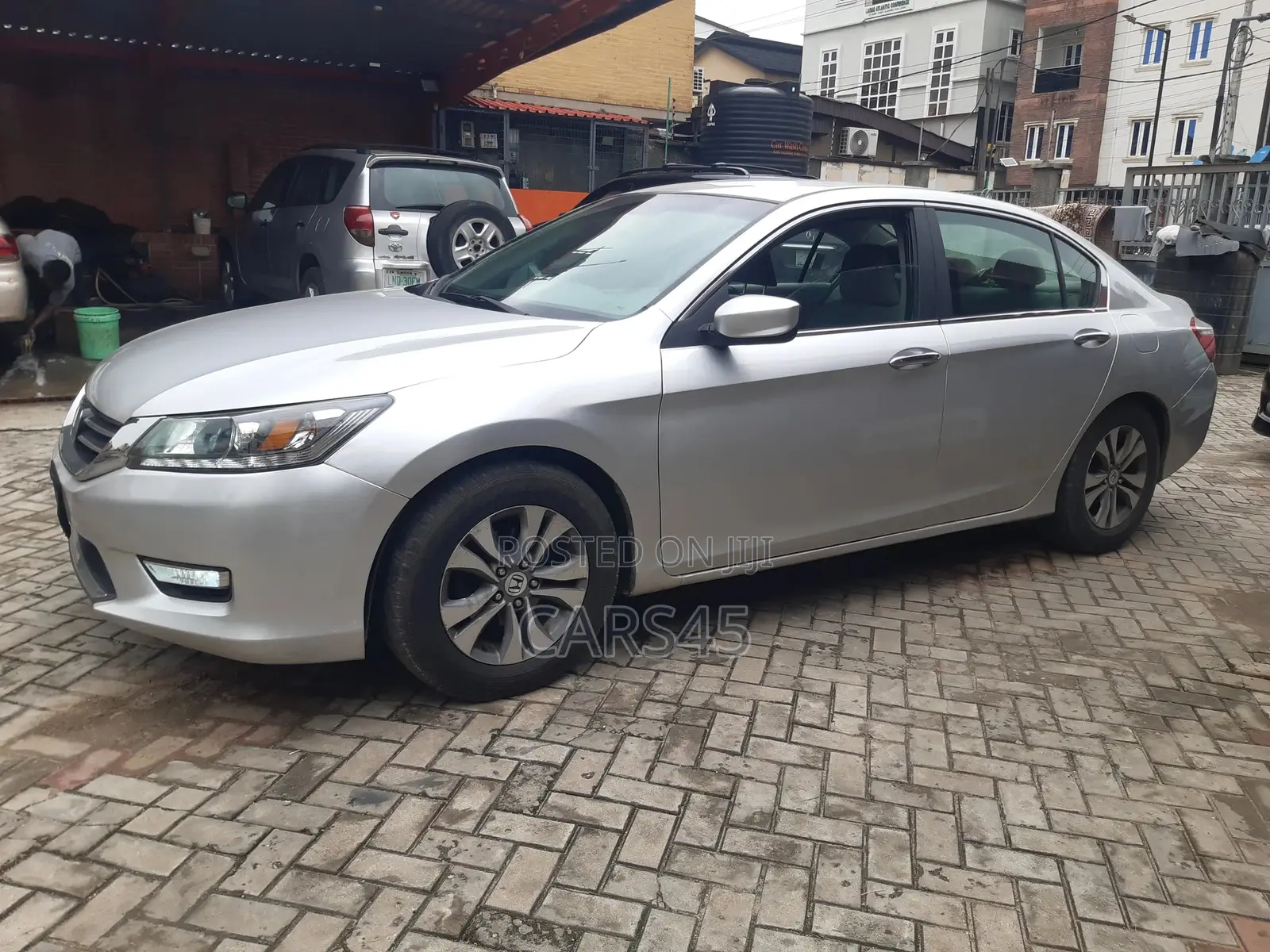 Honda Accord 2013 Silver