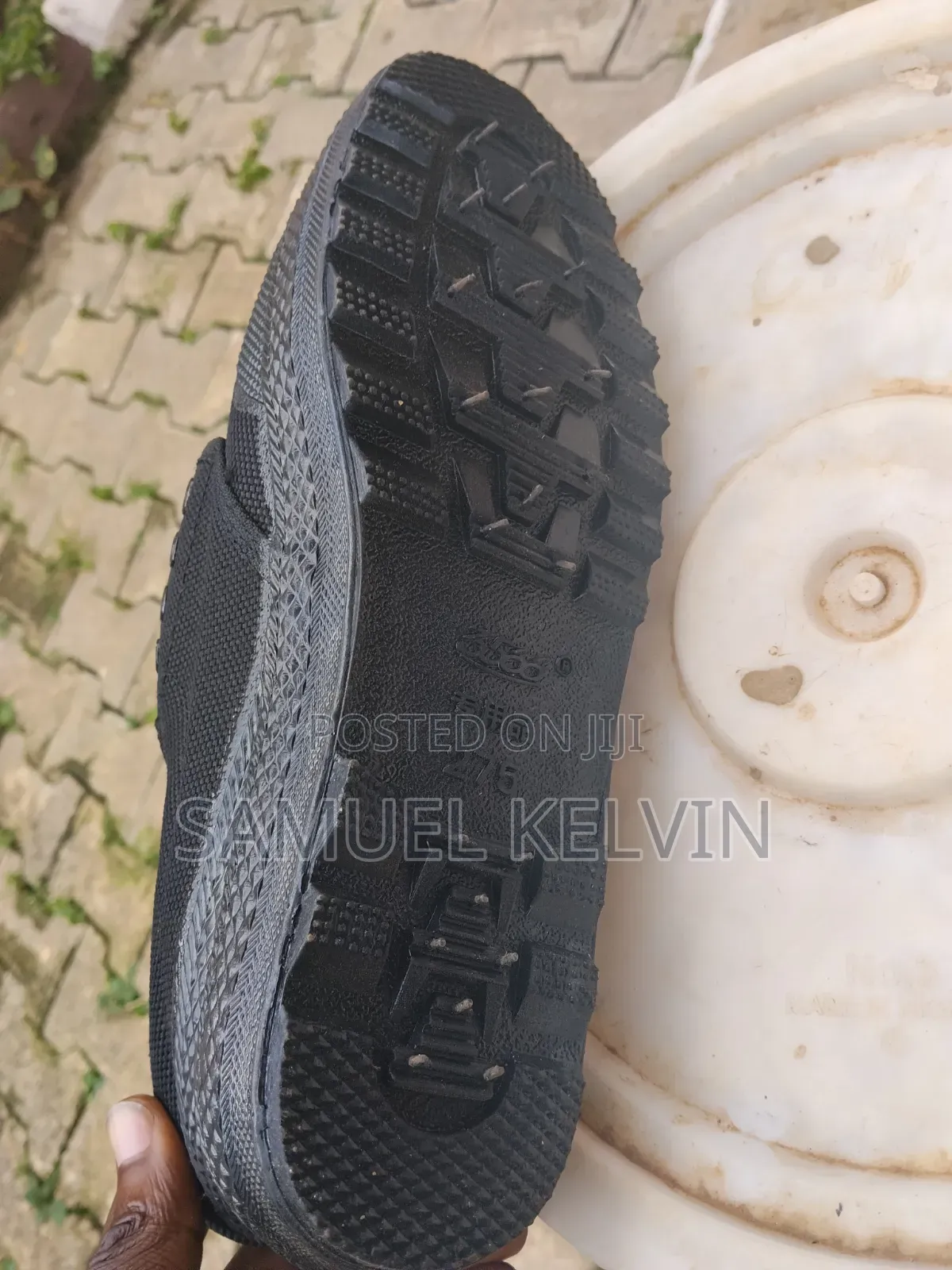 Black Chinese Shoe