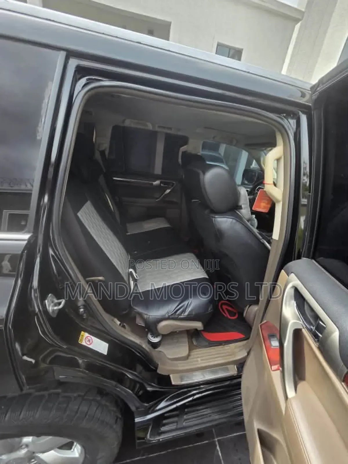 Lexus GX 2013 Black