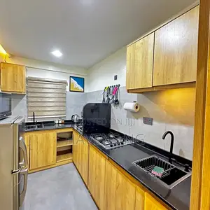 Beautiful 2-Bedroom Apartment for Short Let