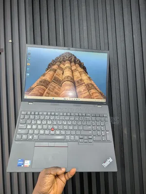 Laptop Lenovo 16GB Intel Core i7 SSD 1T