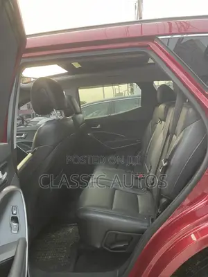 Hyundai Santa Fe 2014 Red