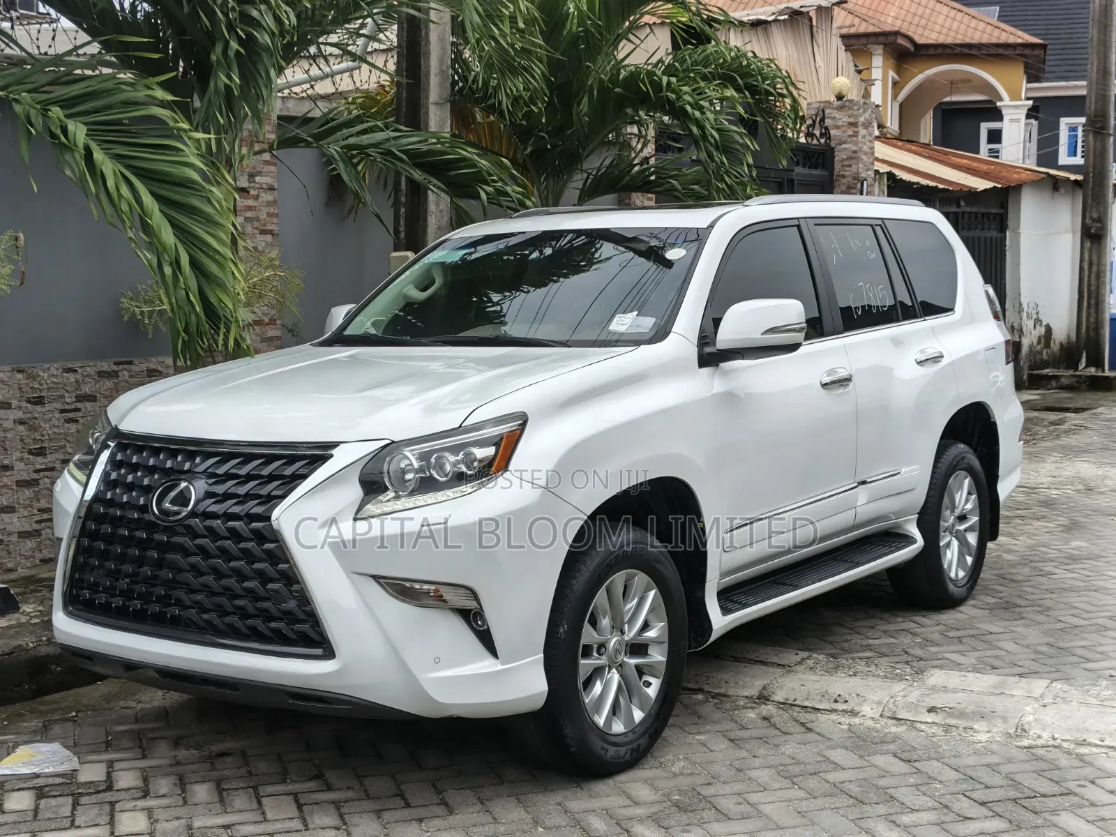 Lexus GX 460 Base 2017 White