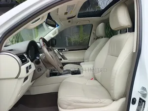 Lexus GX 460 Base 2017 White