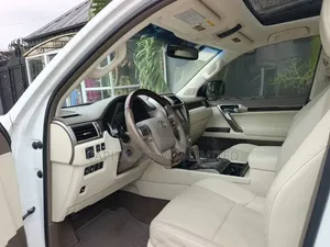 Lexus GX 460 Base 2017 White