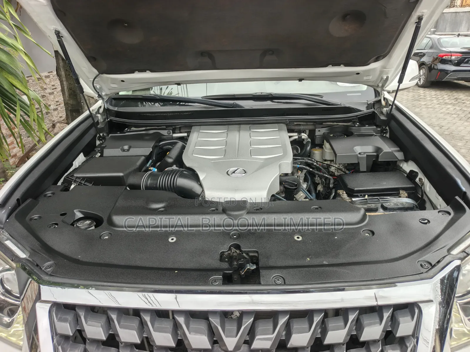 Lexus GX 460 Base 2017 White