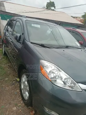 Toyota Sienna 2006 Black