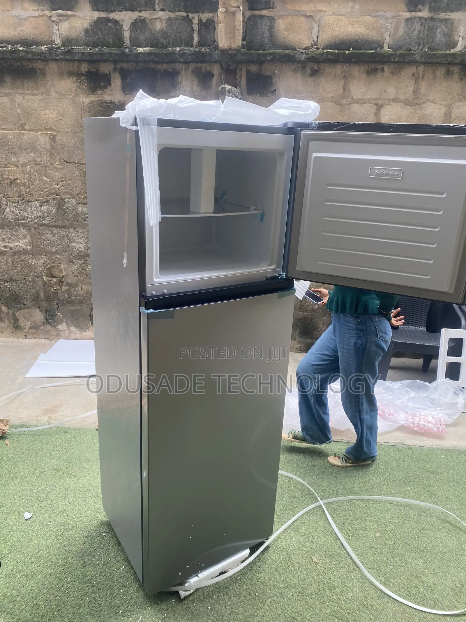 Hisense REF306DR 306L Refrigerator for Everyday Use