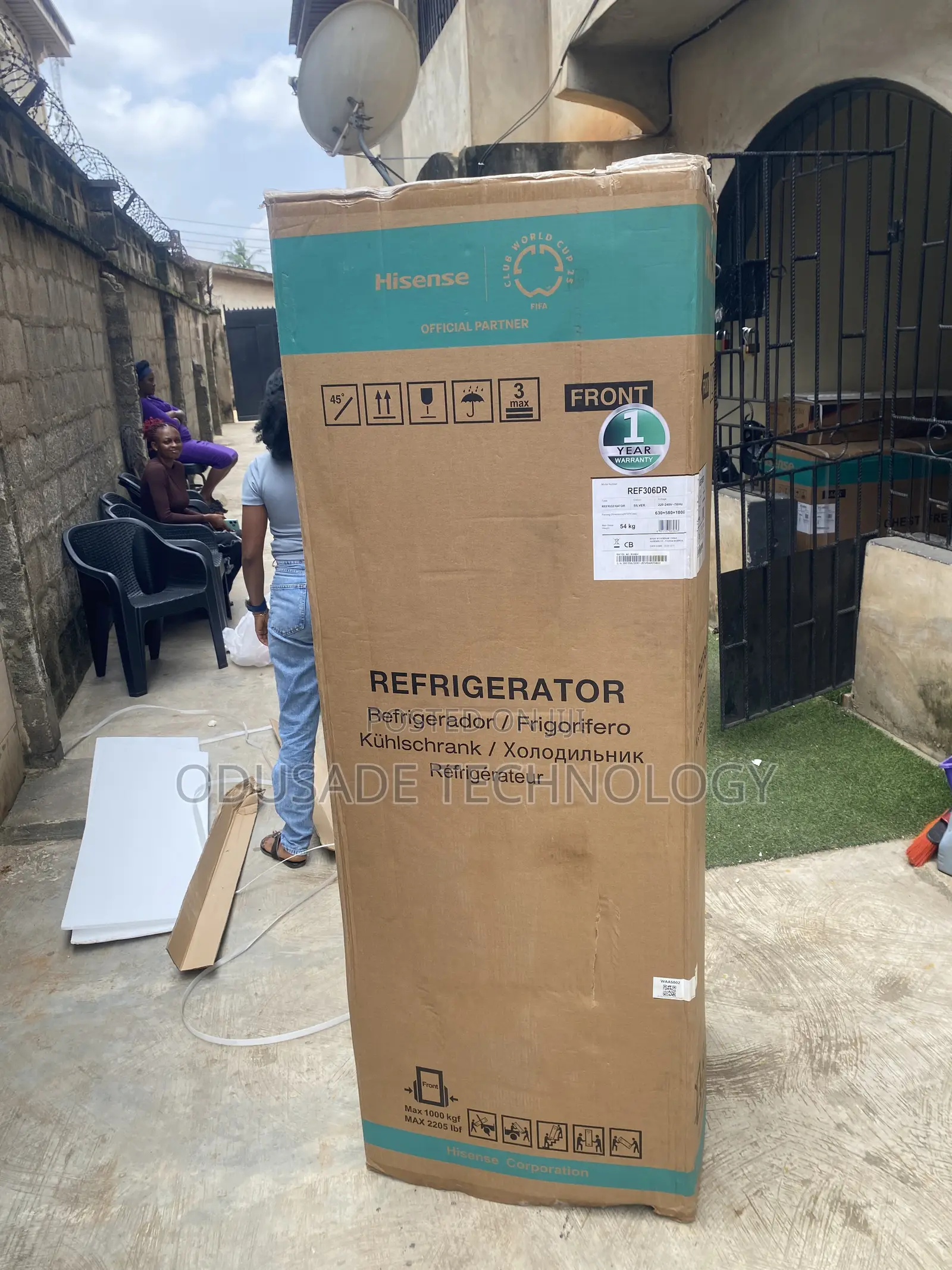 Hisense REF306DR 306L Refrigerator for Everyday Use