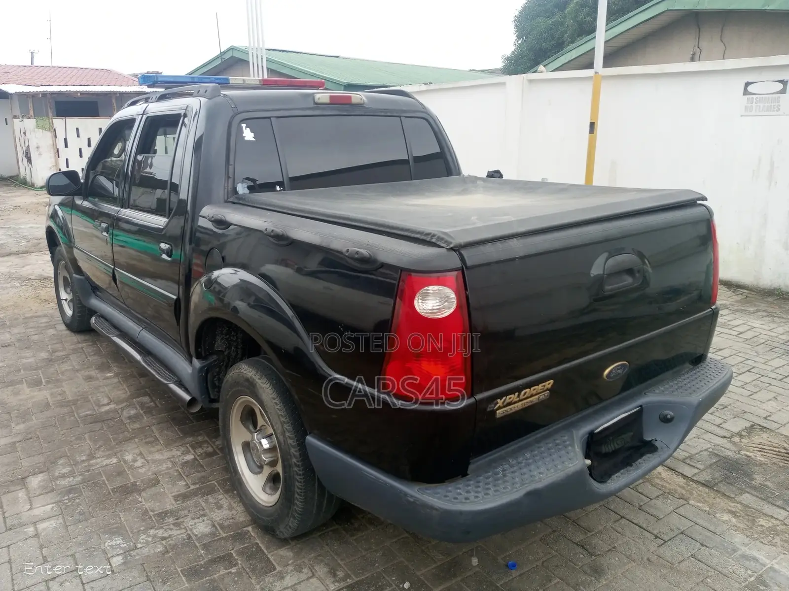 Ford Explorer 2004 Black