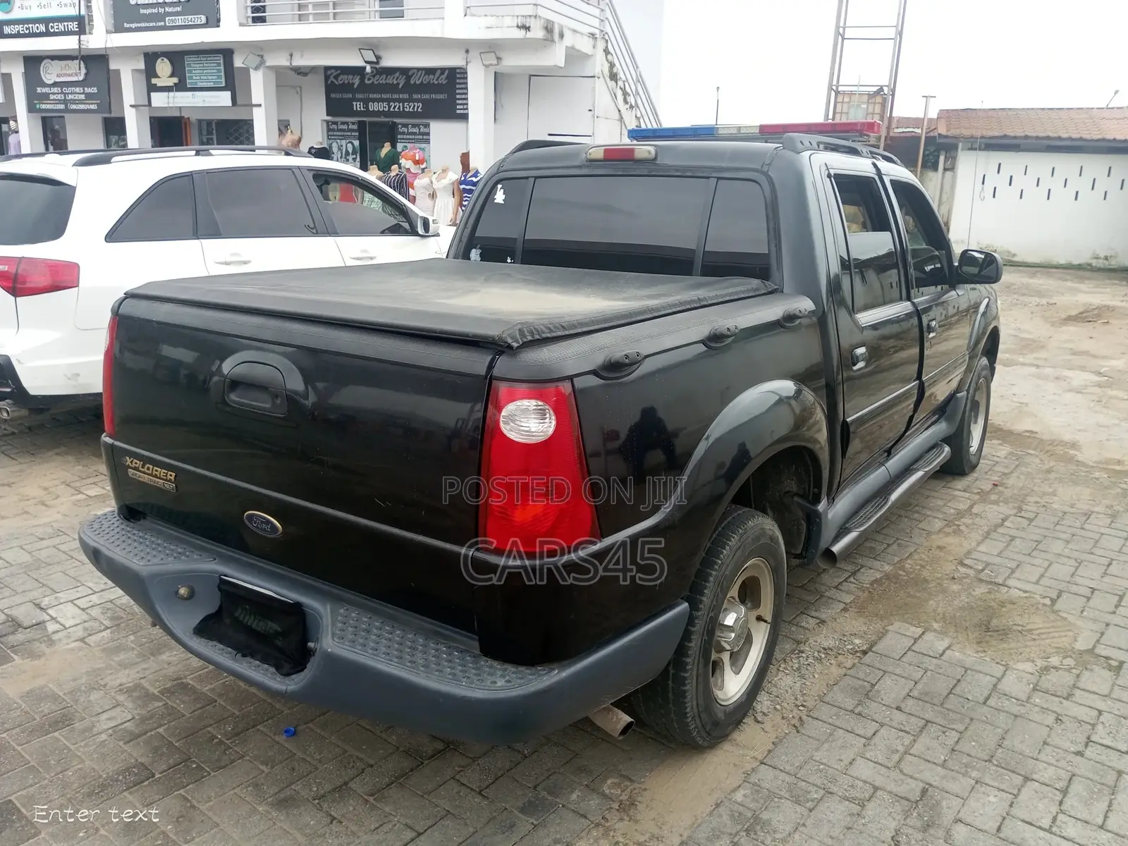 Ford Explorer 2004 Black
