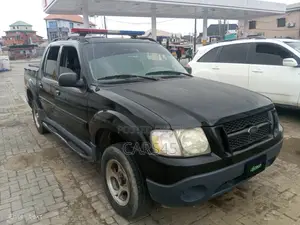 Ford Explorer 2004 Black