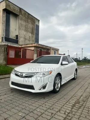 Toyota Camry 2013 White