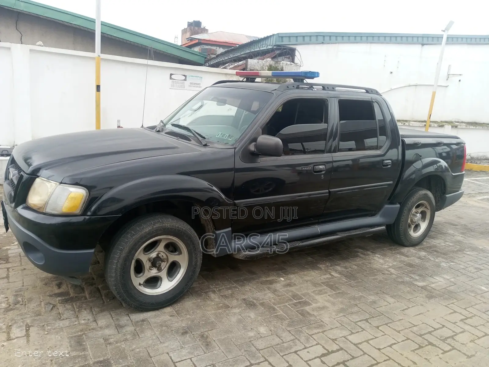 Ford Explorer 2004 Black