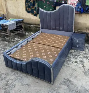 Executive 4.5 by 6 Bedframe With 1 Bedside Drawer
