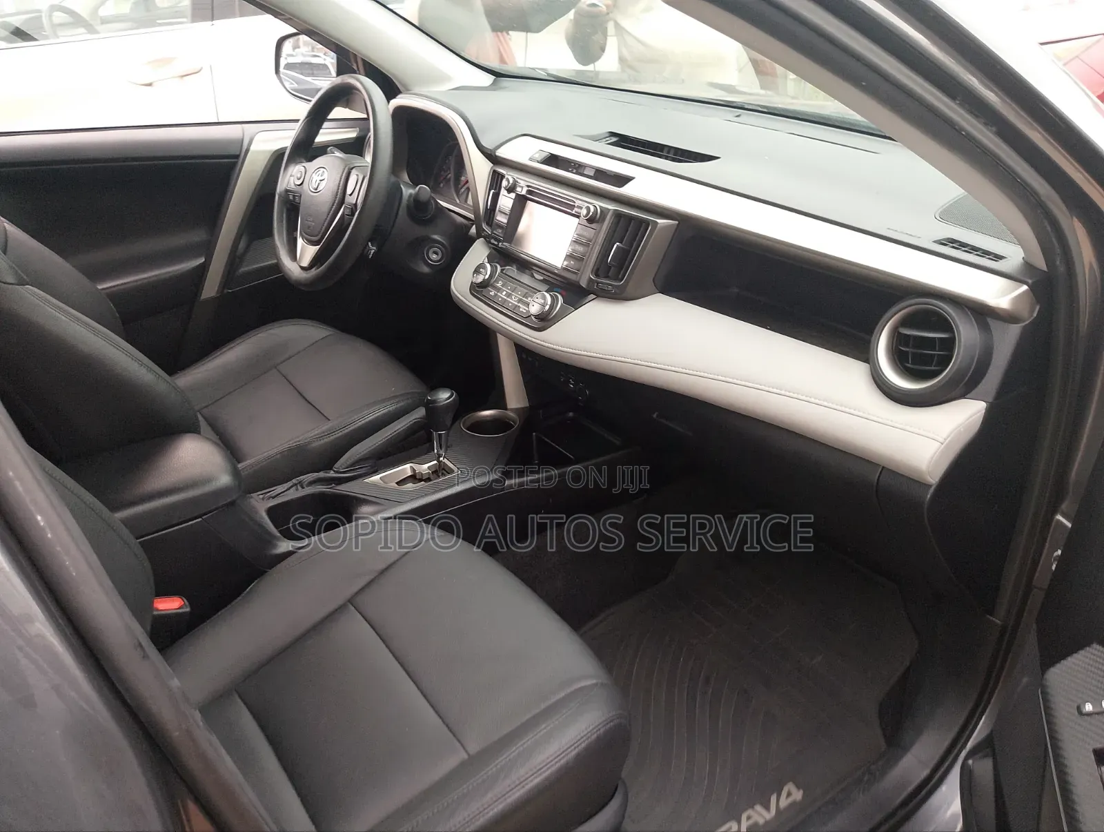 Toyota RAV4 2015 Gray