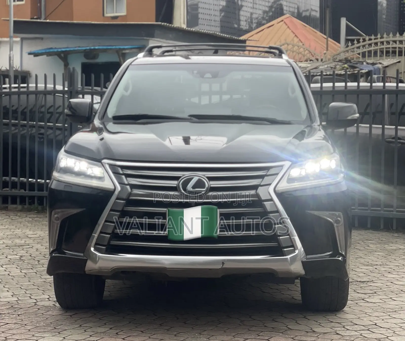 Lexus LX 2016 Black