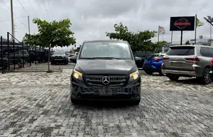 Mercedes-Benz Metris 2.0 FWD 2018 Black