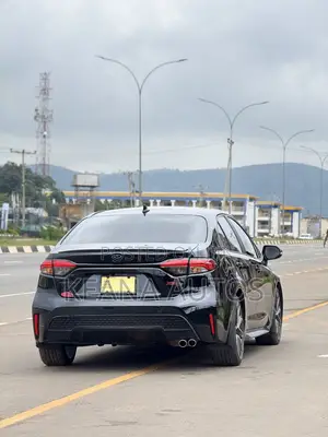 Toyota Corolla XSE (1.8L 4cyl 2A) 2019 Black
