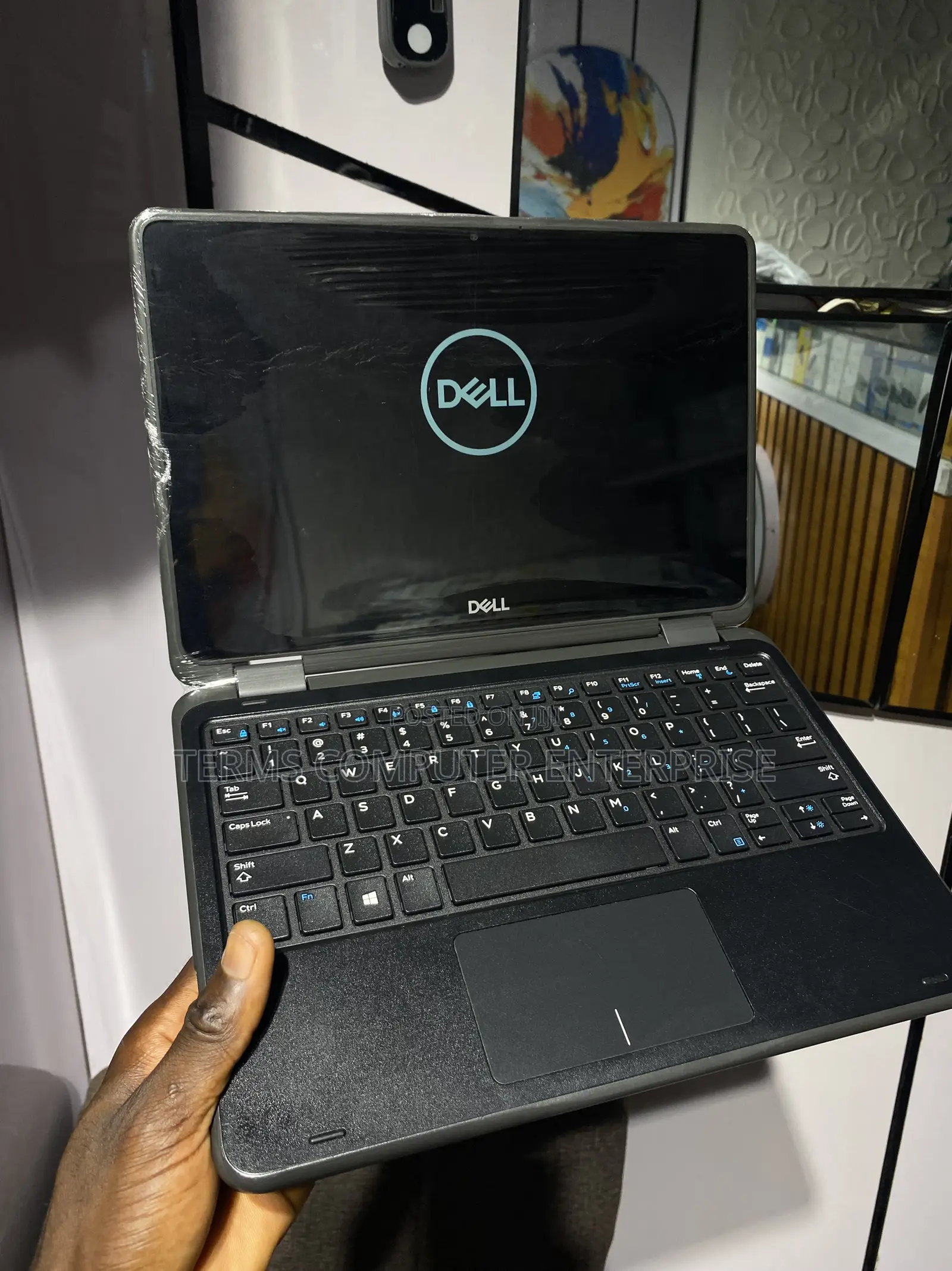 Laptop Dell Latitude 3190 2-in-1 8GB Intel Celeron SSD 128GB