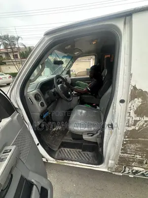 Ford E250 2010 White