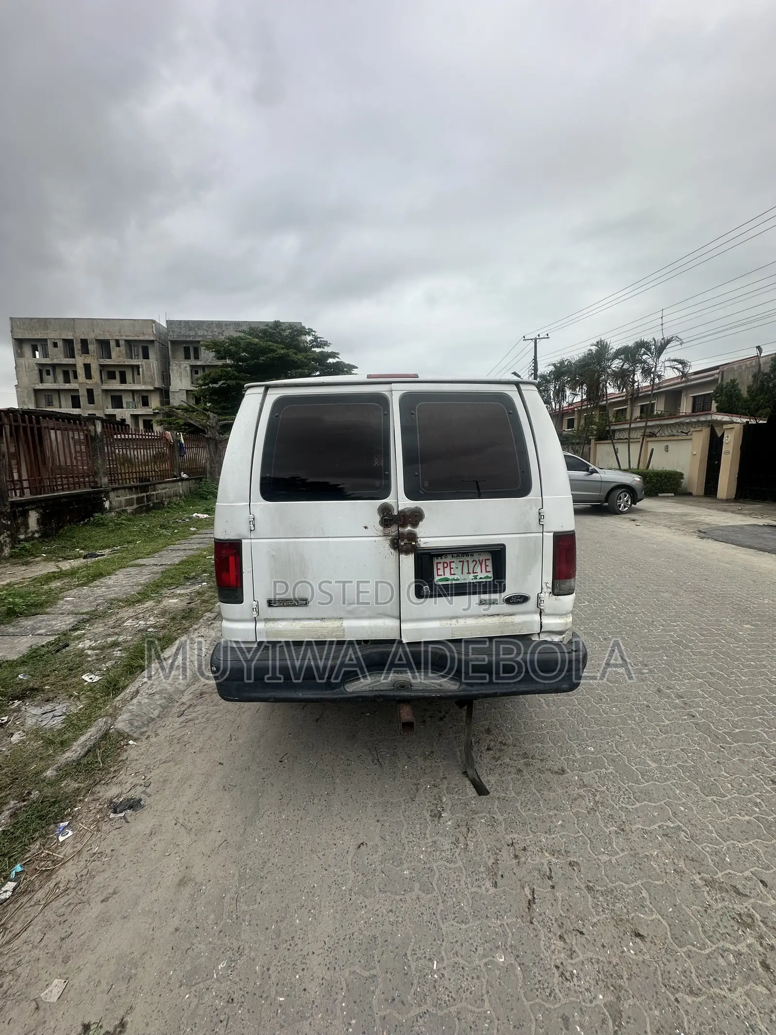 Ford E250 2010 White
