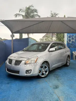 Pontiac Vibe 2010 Silver