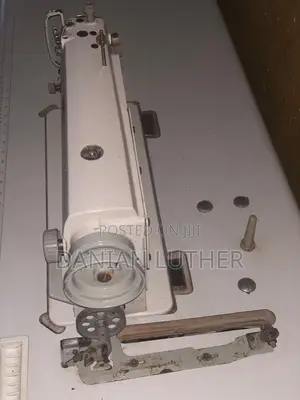 Industrial Sewing Machine