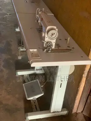 Industrial Sewing Machine
