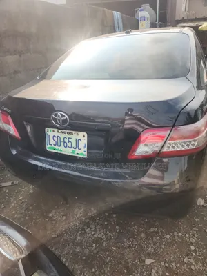 Toyota Camry 2010 Black