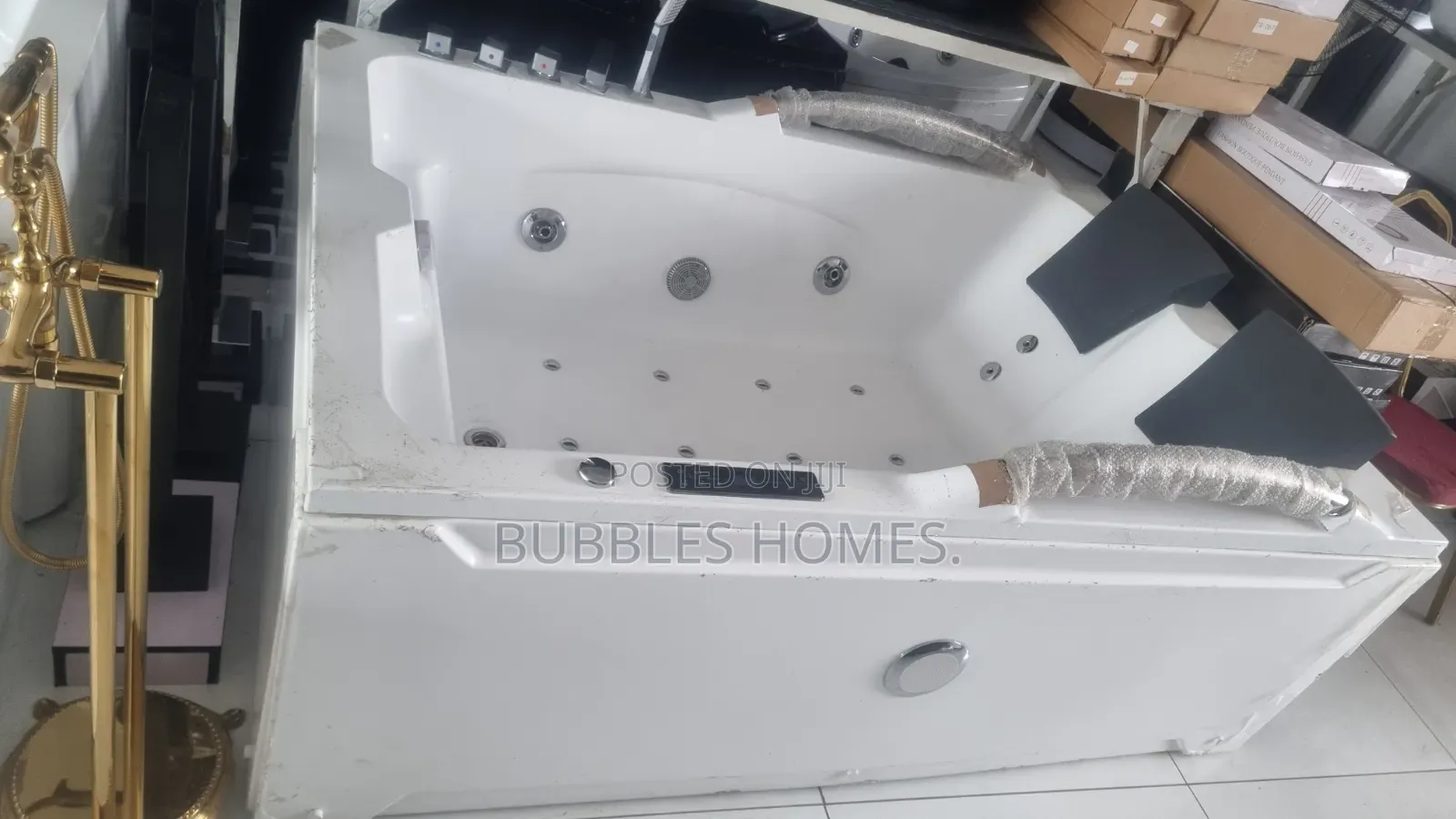 Double Jacuzzi White