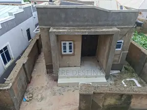 3bdrm House in Multi Presidential, Jos for sale